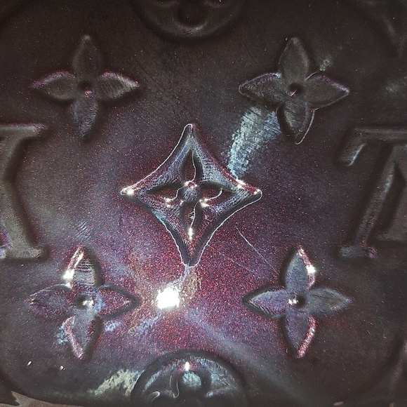 Louis Vuitton Victorine Leather Wallet - Amarante Vernis **Rare Find** - Picture 14 of 14